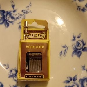 Music box - Moon River